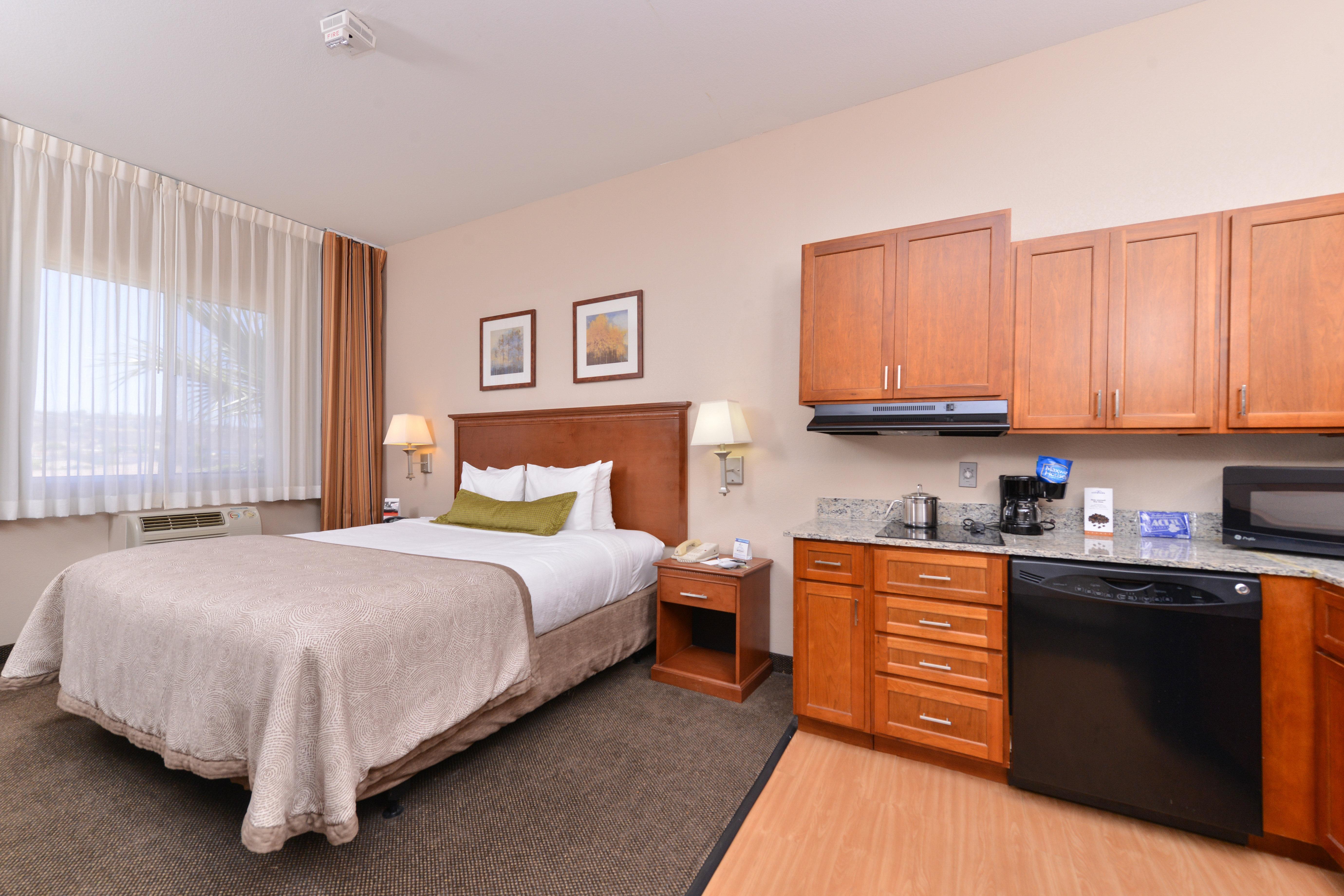 Candlewood Suites San Diego By Ihg Екстер'єр фото